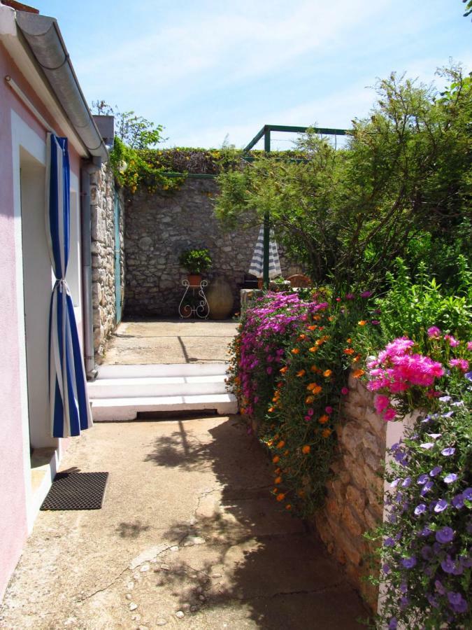 Apartments Anita Veli Lošinj Екстериор снимка